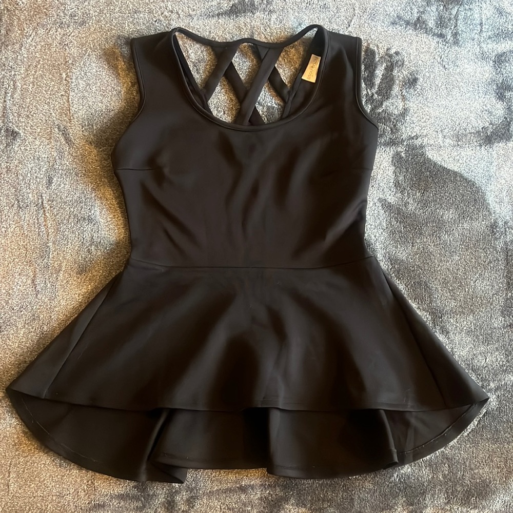 Bisou Bisou by Michele Bohbot Black Peplum Cross Back Sleeveless Top size Small